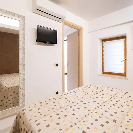 A Casa Di Anna By Barbarhouse Apartment Vieste